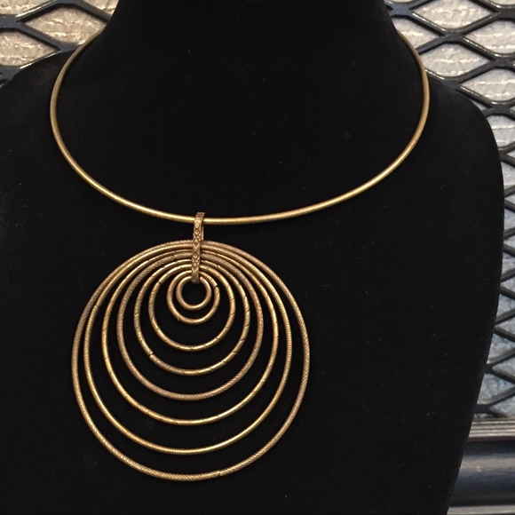 Sweet Romance Bronze 14” Circle Necklace - Picture 2 of 4